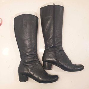 Biviel black leather knee high boots with low heel and full zip US 10 (EU 40)